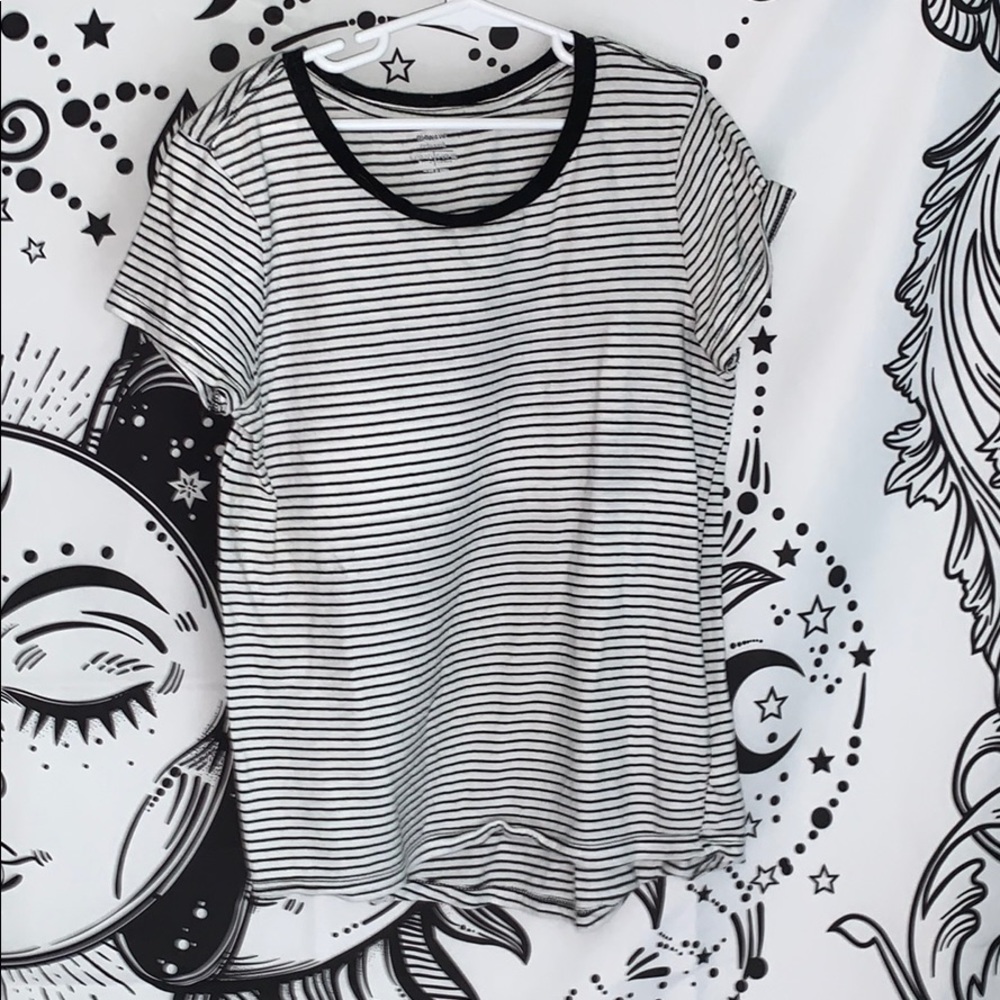 old navy girls tee